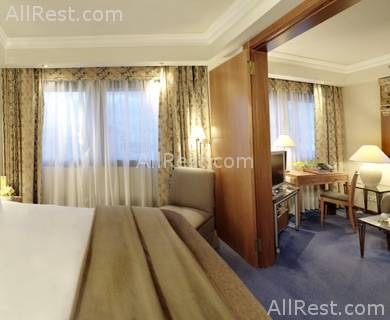 Metropolitan Hotel 5